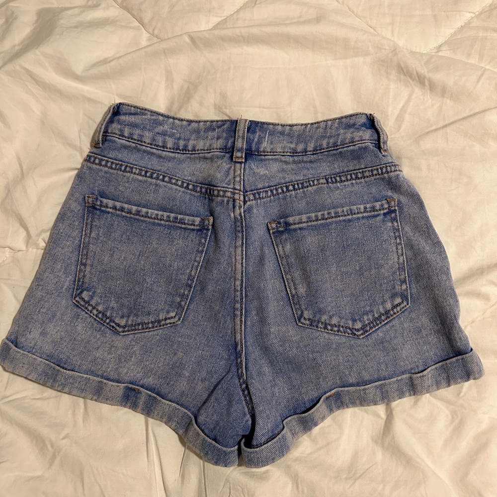 Size 25 Pacsun Mom Shorts! - Picture 3 of 4